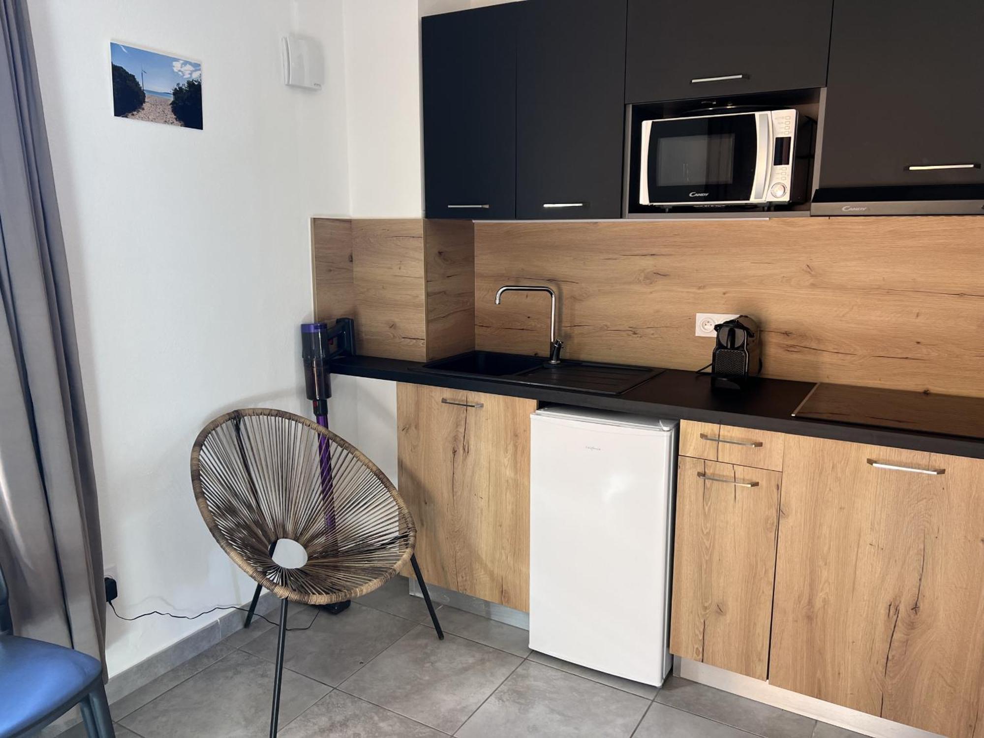 Residence Hoteliere Les Hameaux De Saint Cyprien 25 M2 Леччи Екстериор снимка