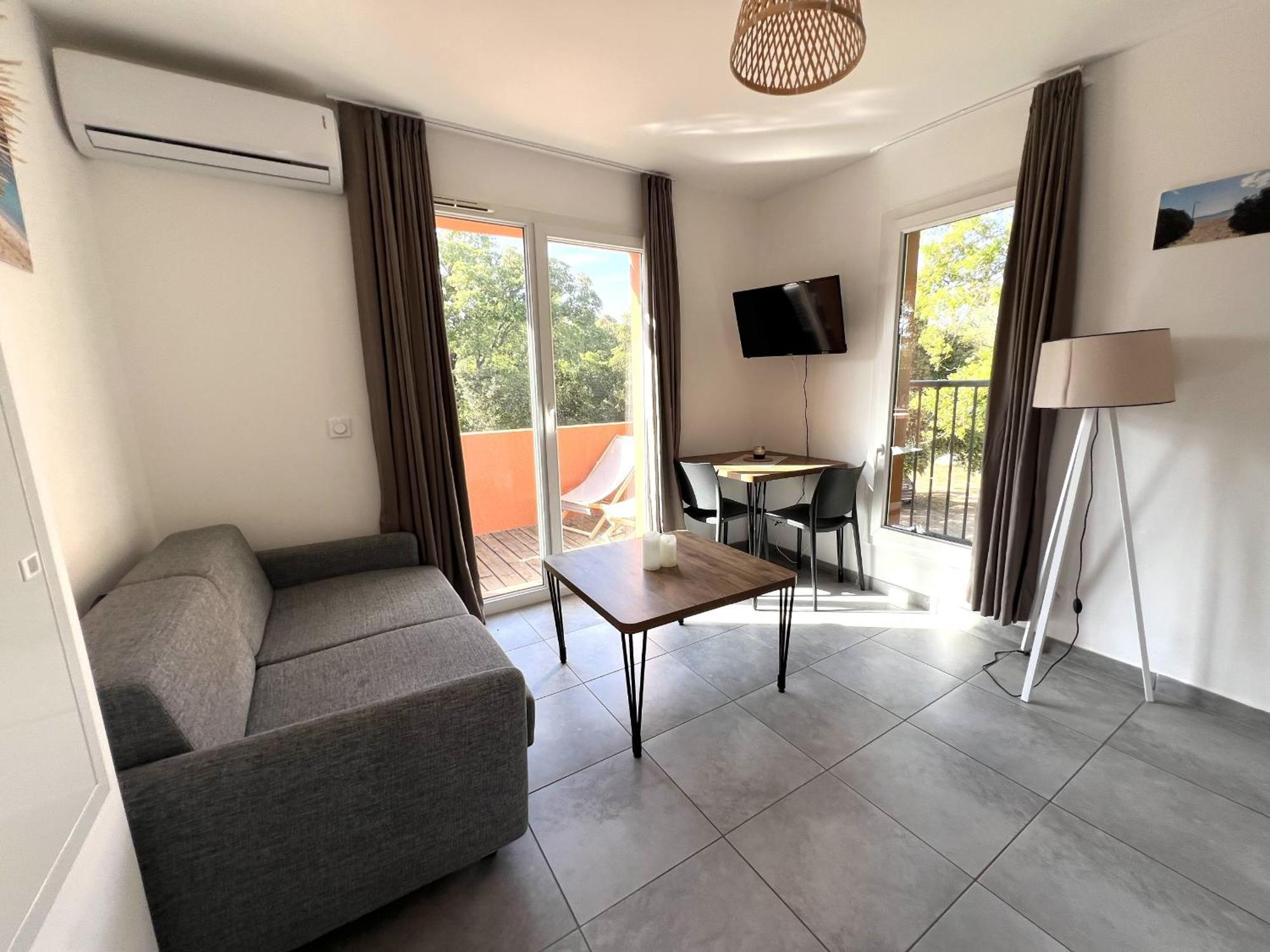 Residence Hoteliere Les Hameaux De Saint Cyprien 25 M2 Леччи Екстериор снимка