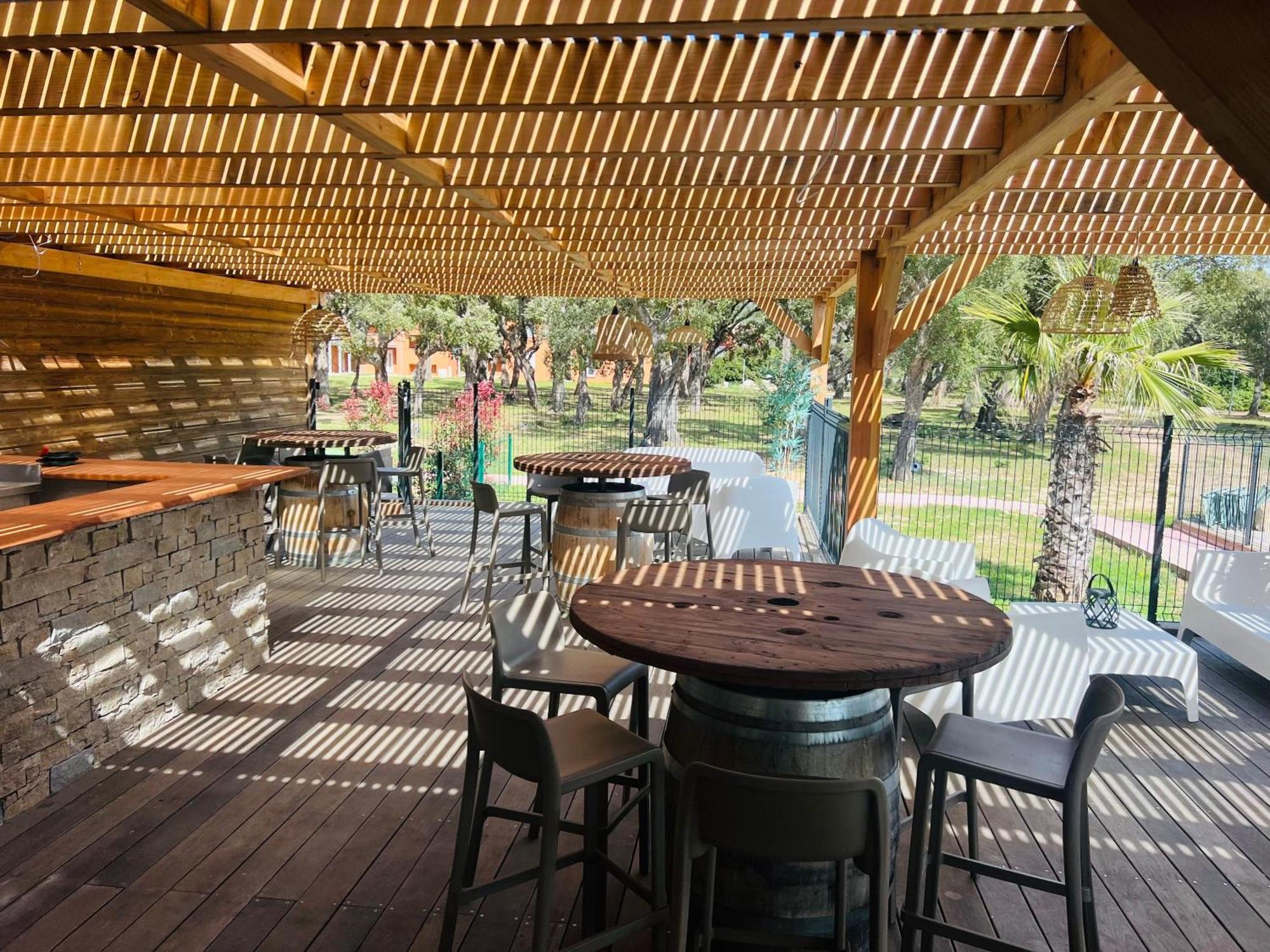 Residence Hoteliere Les Hameaux De Saint Cyprien 25 M2 Леччи Екстериор снимка