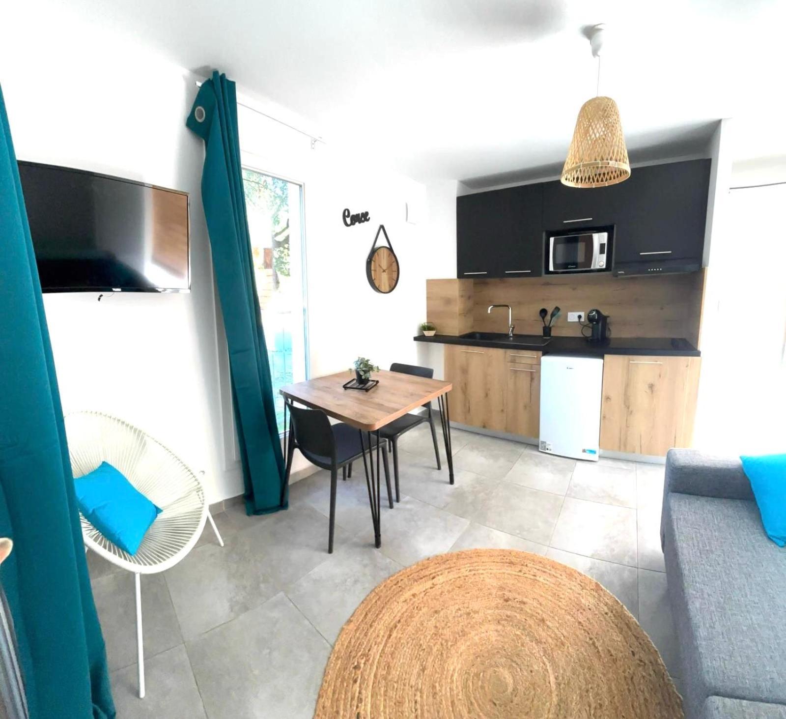 Residence Hoteliere Les Hameaux De Saint Cyprien 25 M2 Леччи Екстериор снимка