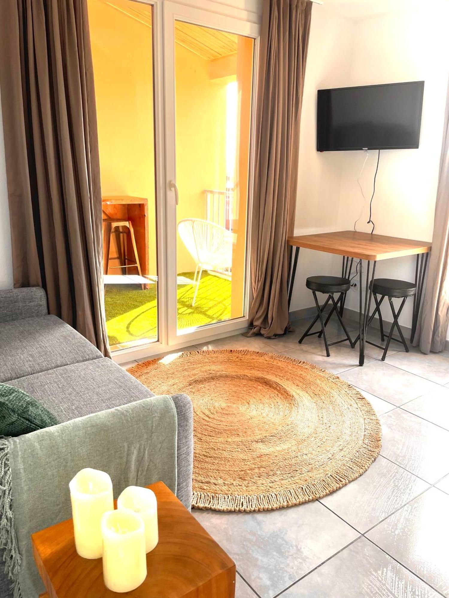Residence Hoteliere Les Hameaux De Saint Cyprien 25 M2 Леччи Екстериор снимка