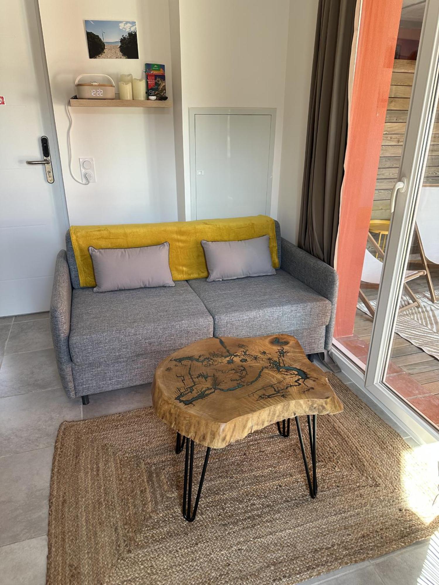 Residence Hoteliere Les Hameaux De Saint Cyprien 25 M2 Леччи Екстериор снимка