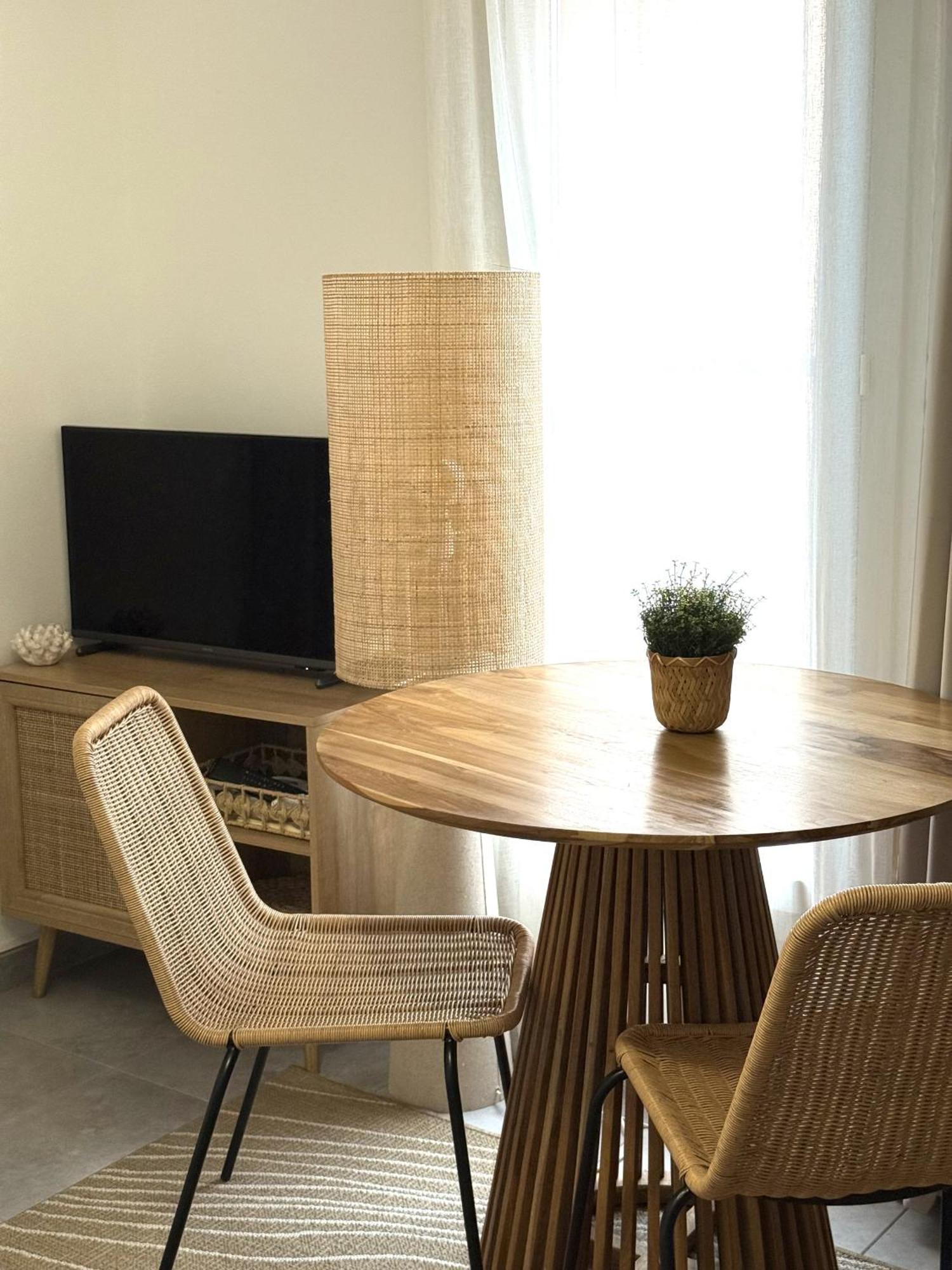 Residence Hoteliere Les Hameaux De Saint Cyprien 25 M2 Леччи Екстериор снимка
